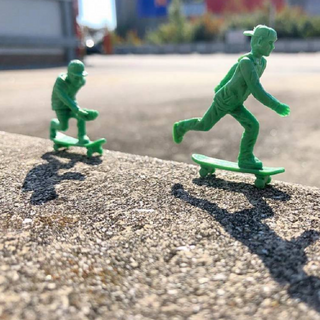 Toy Boarders Skate Series on DLK