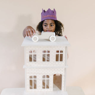 Brooklyn dollhouse on Design Life Kids