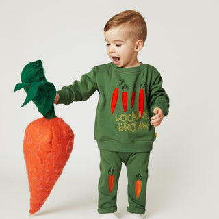 Embroidered Carrot Baby Jogger Mon Coeur on Design Life Kids