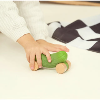 Oli & Carol Cucumber (Pickle) Car at Design Life Kids