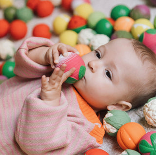 Oli & Carol Veggie Salad Baby Sensory Ball Set at DLK