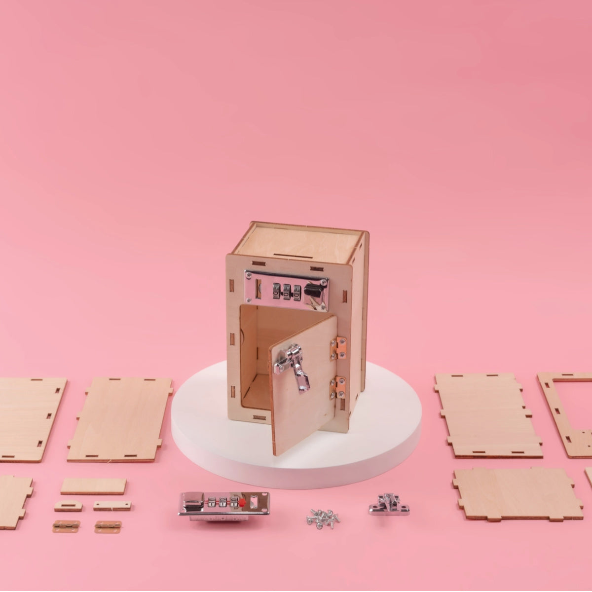 Combination Lock Box DIY on Design Life Kids