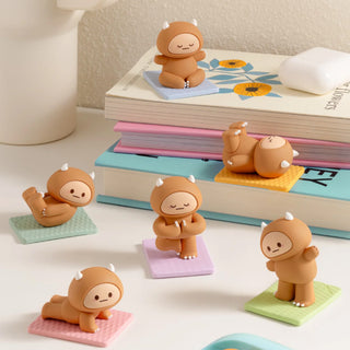 Smoko Hank Yeti Yoga Blind Box Figure at Design Life Kids