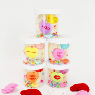 Candy Hearts Mini Playdough Kit on DLK
