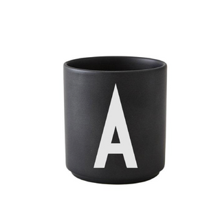 DESIGN LETTERS-Arne Jacobsen Cups on Design Life Kids