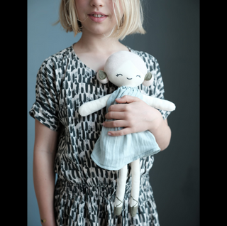 Fabelab-Apple Doll on Design Life Kids