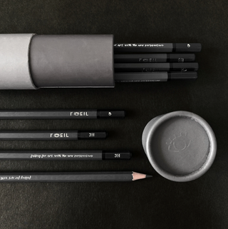 L'oeil-The Eye Graphite Sketching Pencil Set on Design Life Kids