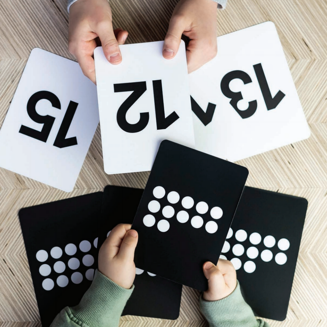 Numbers Flash Card Set – Design Life Kids